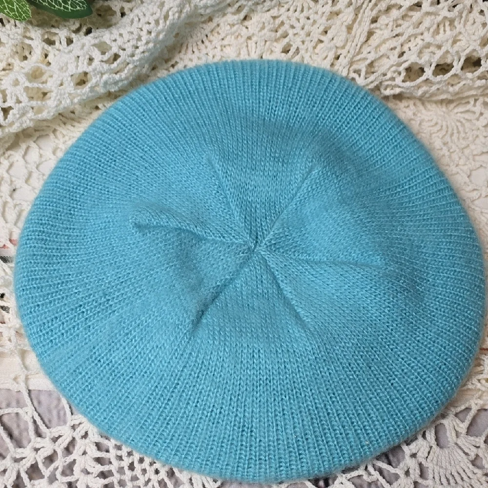 English Village Teal Women's Beret - Picture 4 of 5